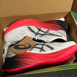 NEW in Box | Men’s ASICS Nova Blast 3 | 9.5